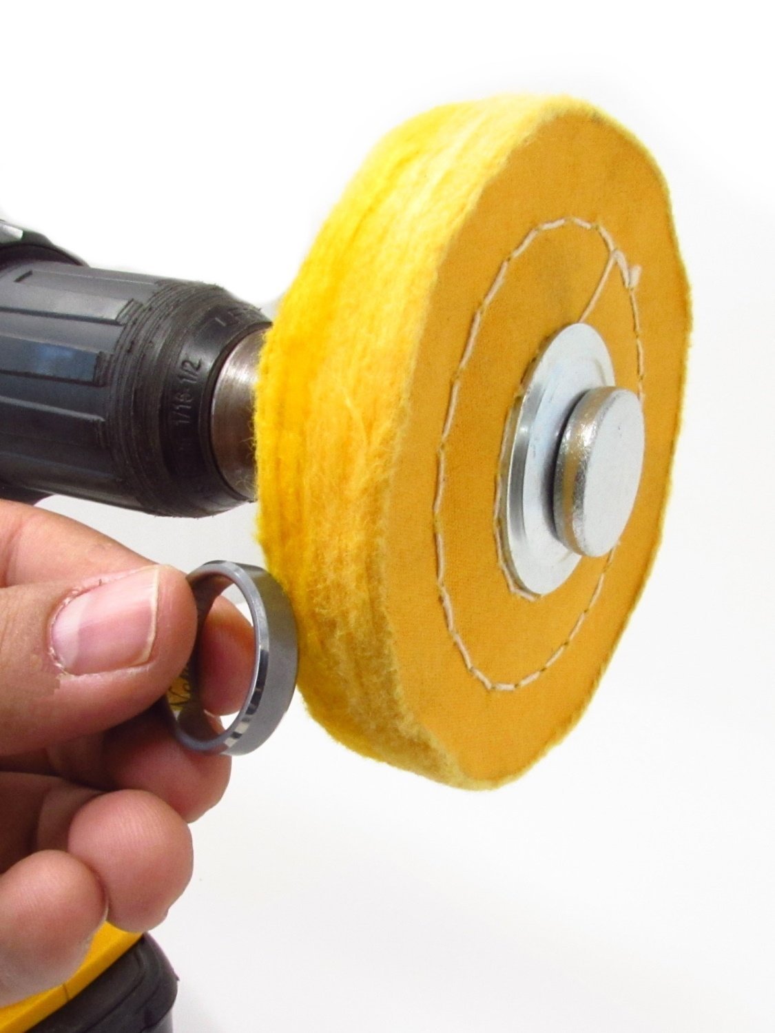 Paquete de 2 ruedas pulidoras cosidas en espiral de 4 pulgadas, orificio de eje de 1/2 pulgada, amarillo, firme